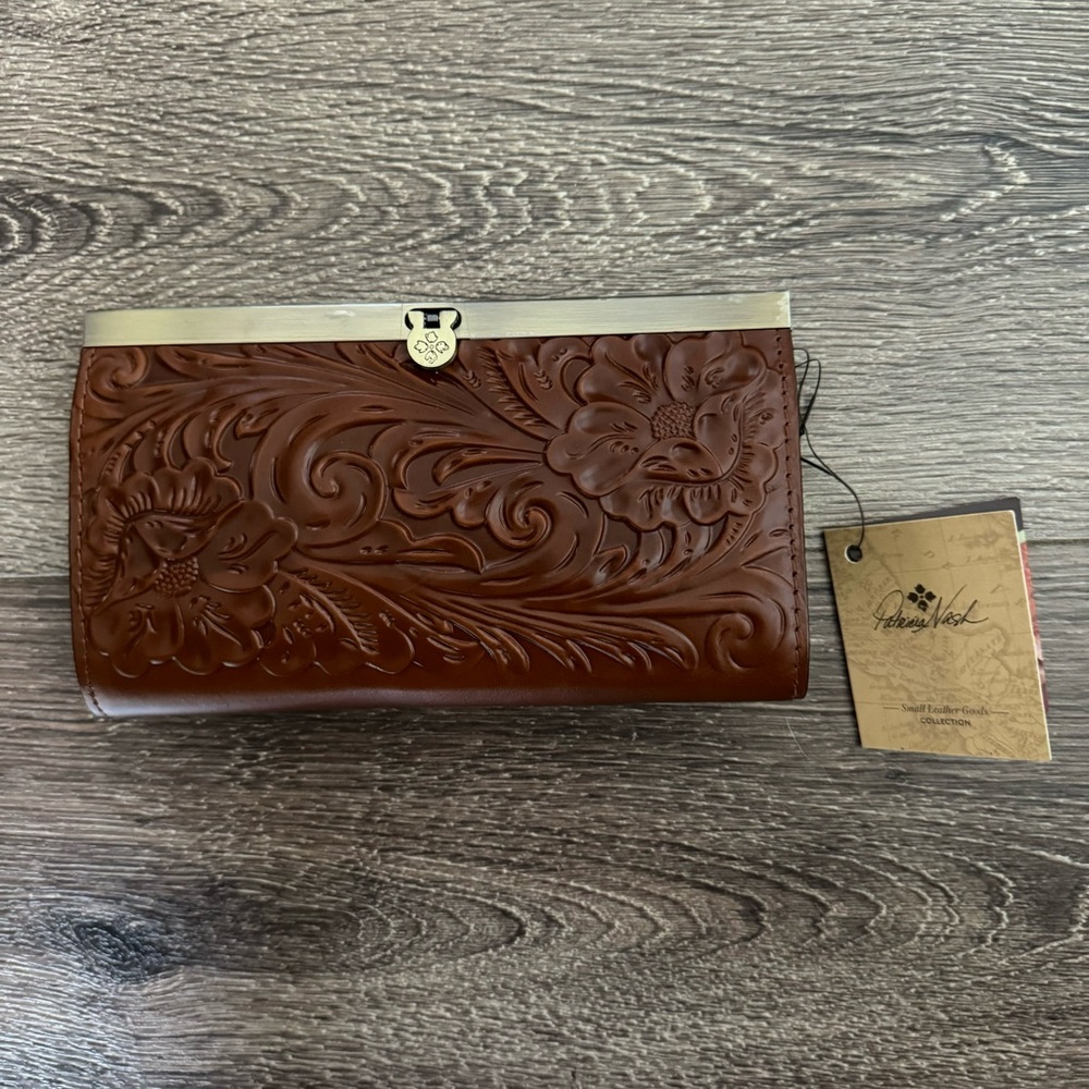 ⭐️NWT⭐️ Patricia Nash Cauchy Florence Tooled Leather Frame Wallet